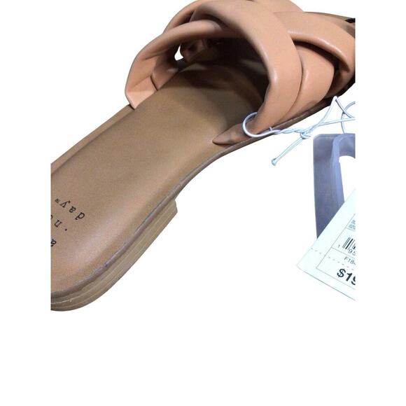 A New Day Women's Rory Criss Cross Padded Slide Sandals Light Brown Size 6.5 - Picture 7 of 8